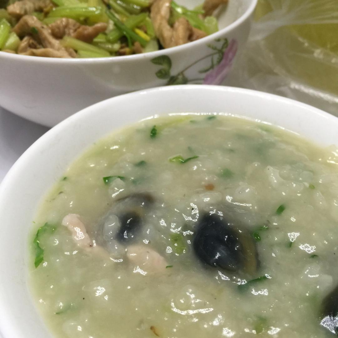 十五分钟快手之香滑皮蛋瘦肉粥(附五分钟电饭煲电压力锅更快捷方法)