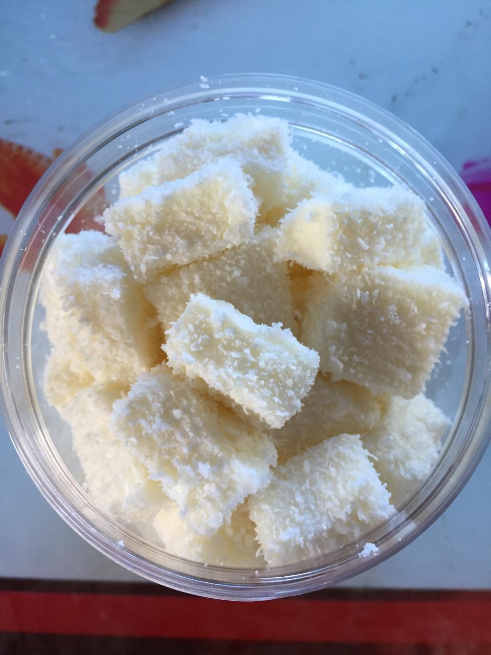 凯小颖kaye做的椰奶冻