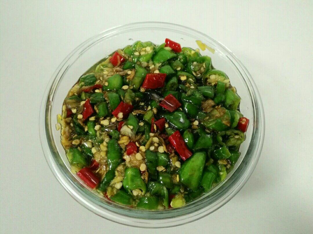 能让你多吃一碗饭的开胃小咸菜～腌辣椒（尖椒）圈