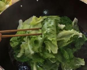 快手菜−蒜泥蚝油生菜的做法 步骤2