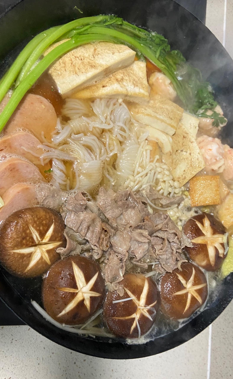 寿喜烧（日式牛肉锅）