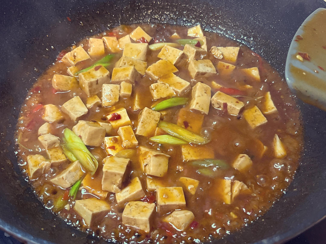 厨师长教你：“麻婆豆腐”的正宗做法，麻香味十足