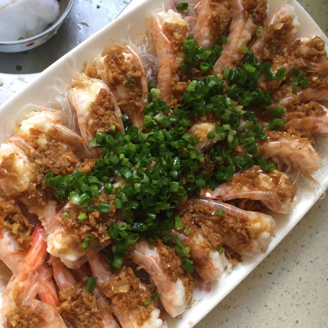 蒜蓉粉丝蒸虾
