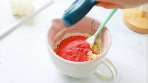 草莓&抹茶雪融三角酥的做法 步骤2