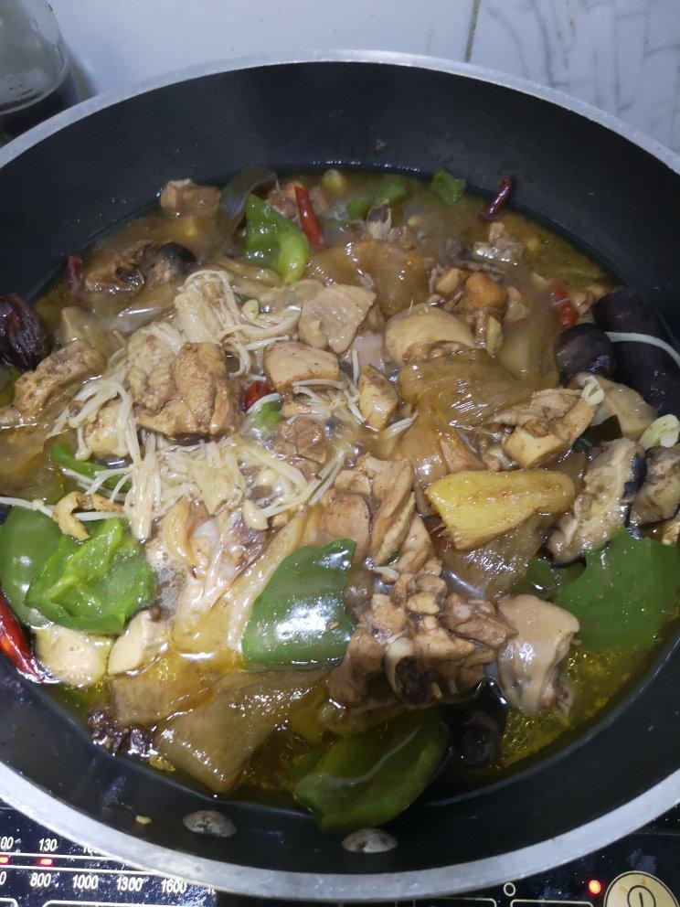 黄焖鸡米饭🍚(原图呈现的，真实拍摄)