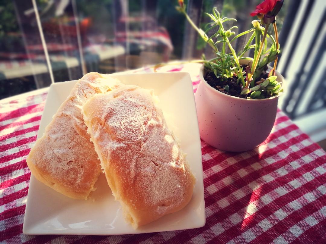 软到不知所措的牛奶卷