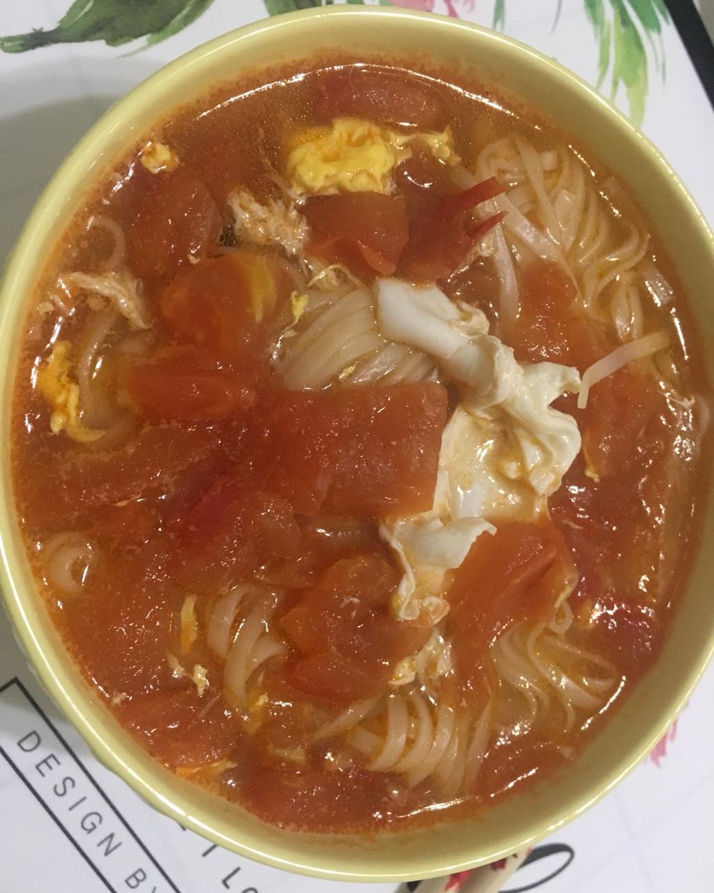 简单早饭西红柿鸡蛋挂面