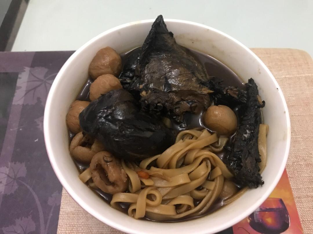 乌鸡汤面