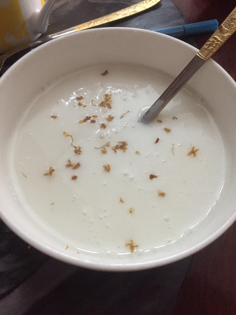 满记甜品之生磨杏仁茶