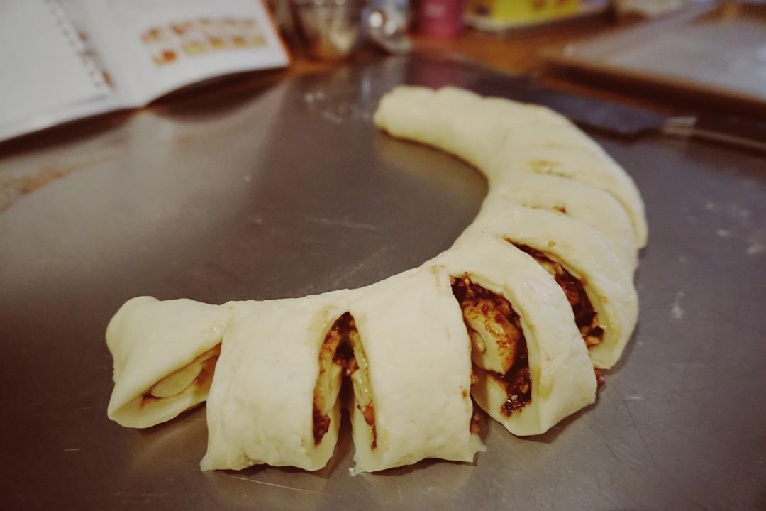 【12月北鼎烤箱食谱】圣诞肉桂花环面包