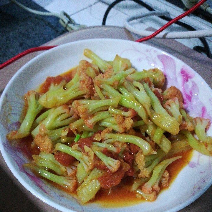 有机花菜炒西红柿