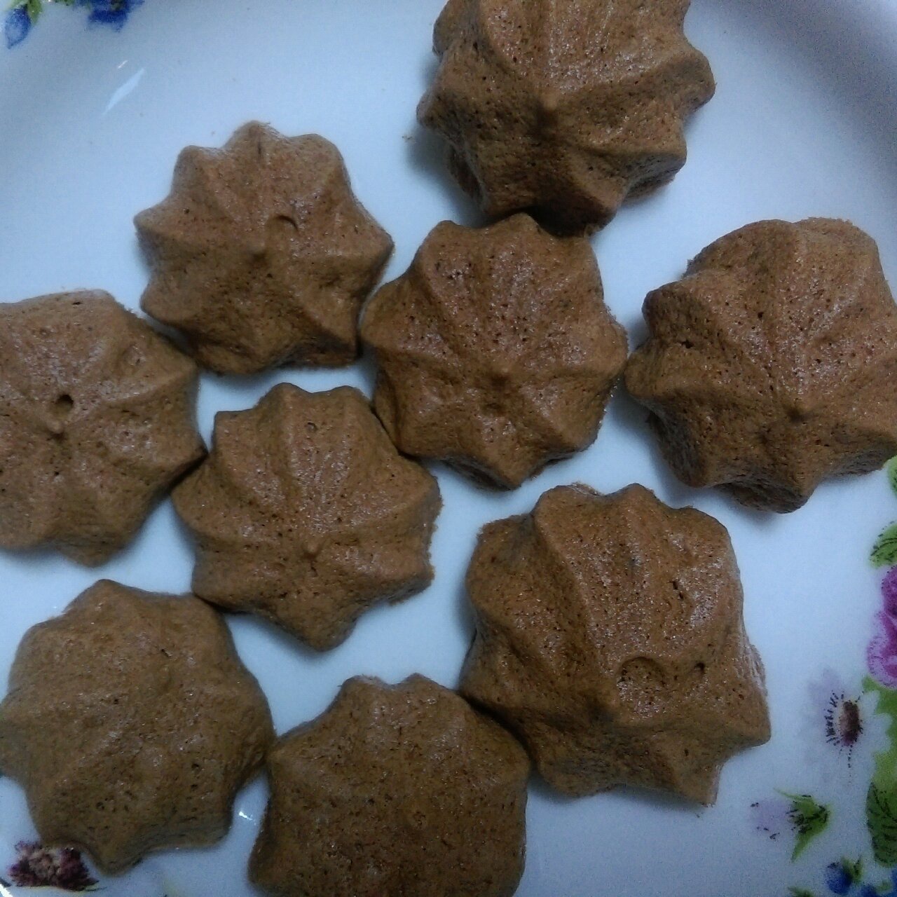 可可蛋白糖（消耗蛋清 草鸡简单好吃还不腻）