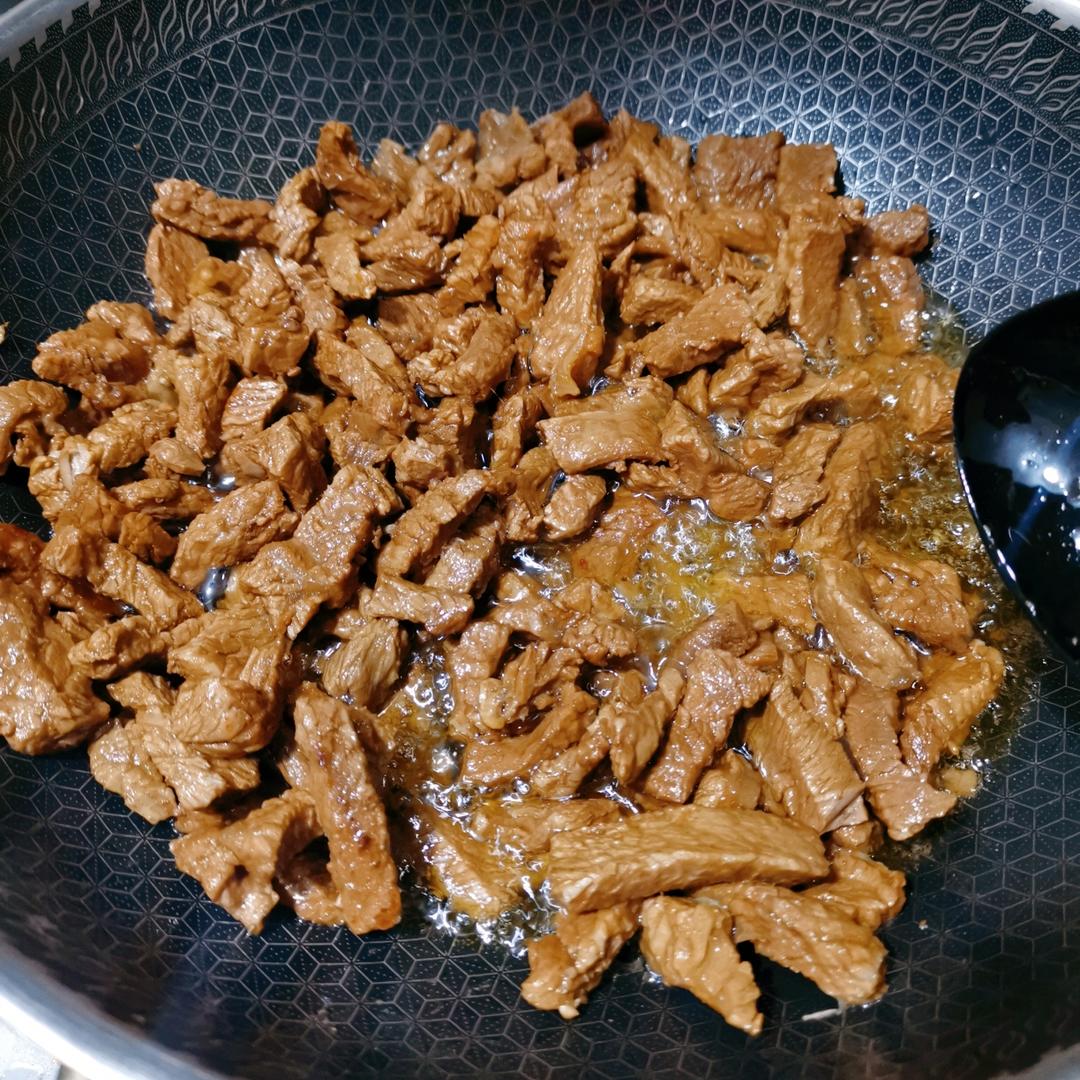 麻辣牛肉干的做法 步骤2