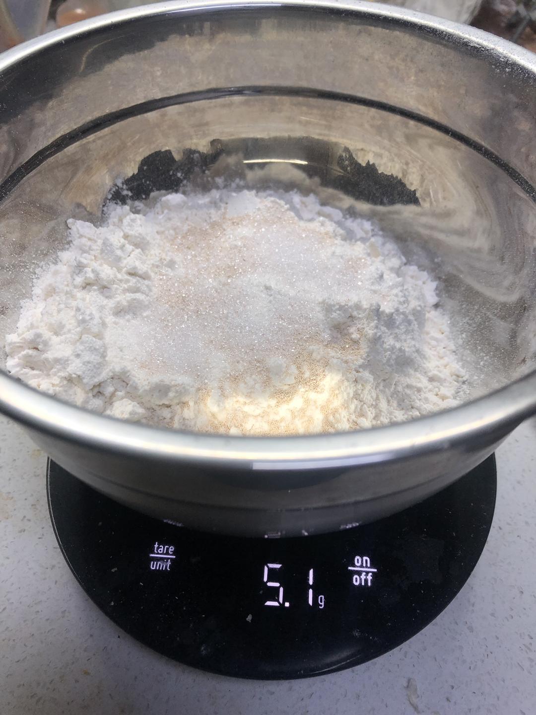 纯奶手撕吐司的做法 步骤1