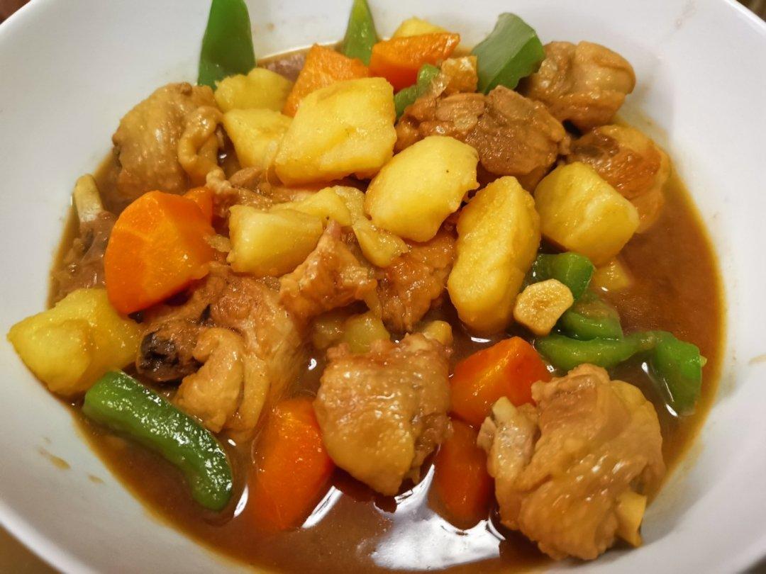 黄焖鸡腿炖土豆