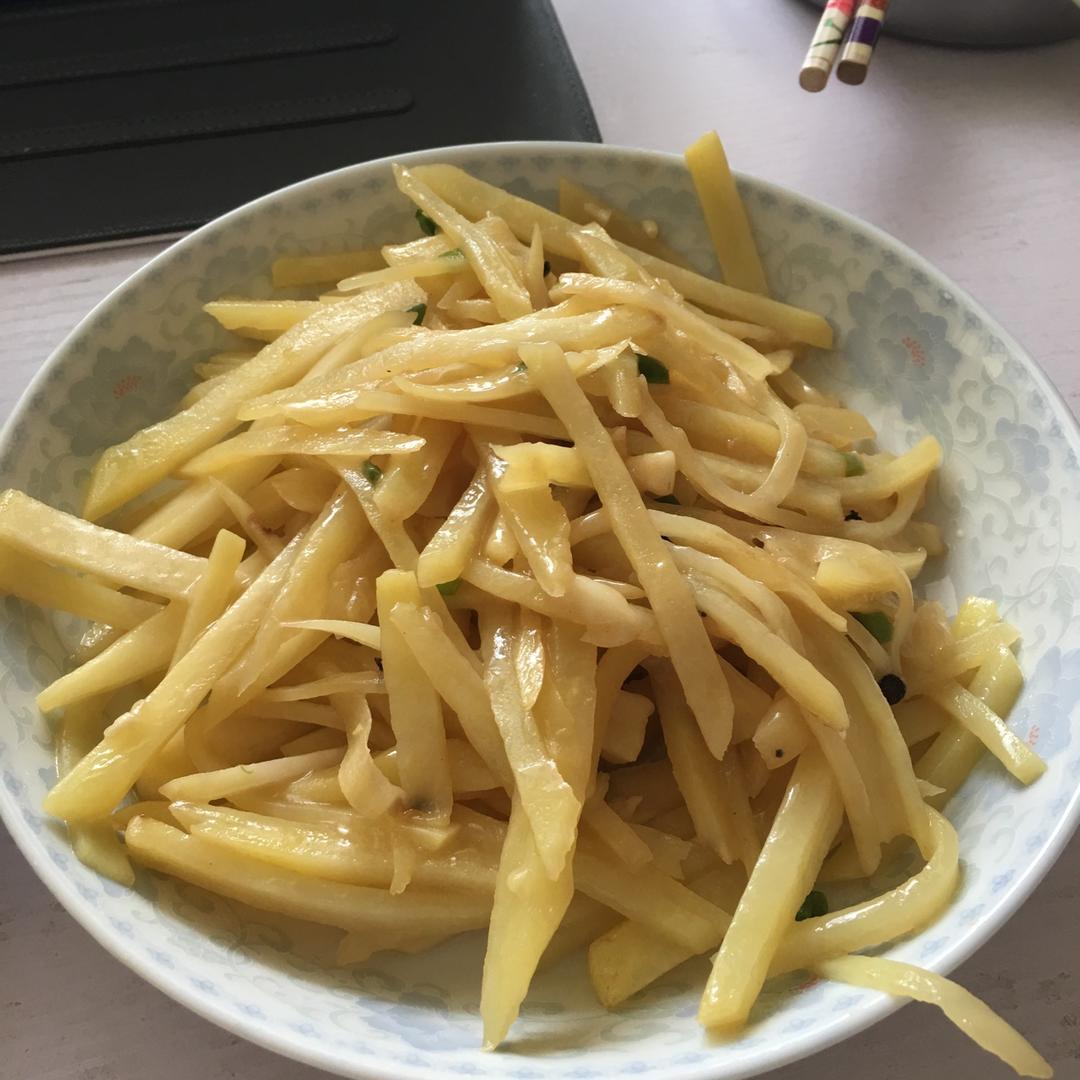 在家也能做出馆子味儿的醋溜/炝炒/酸辣土豆丝（就是那道看似简单，实则步步玄机的土豆丝）
