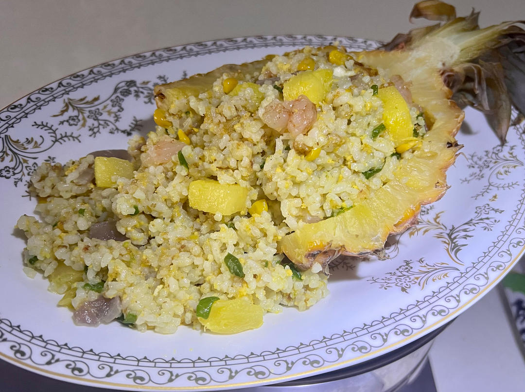 超正の泰式菠萝炒饭
