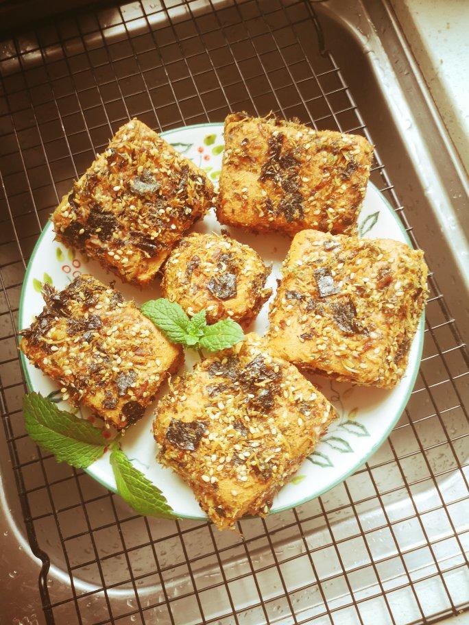 美味海苔肉松小贝