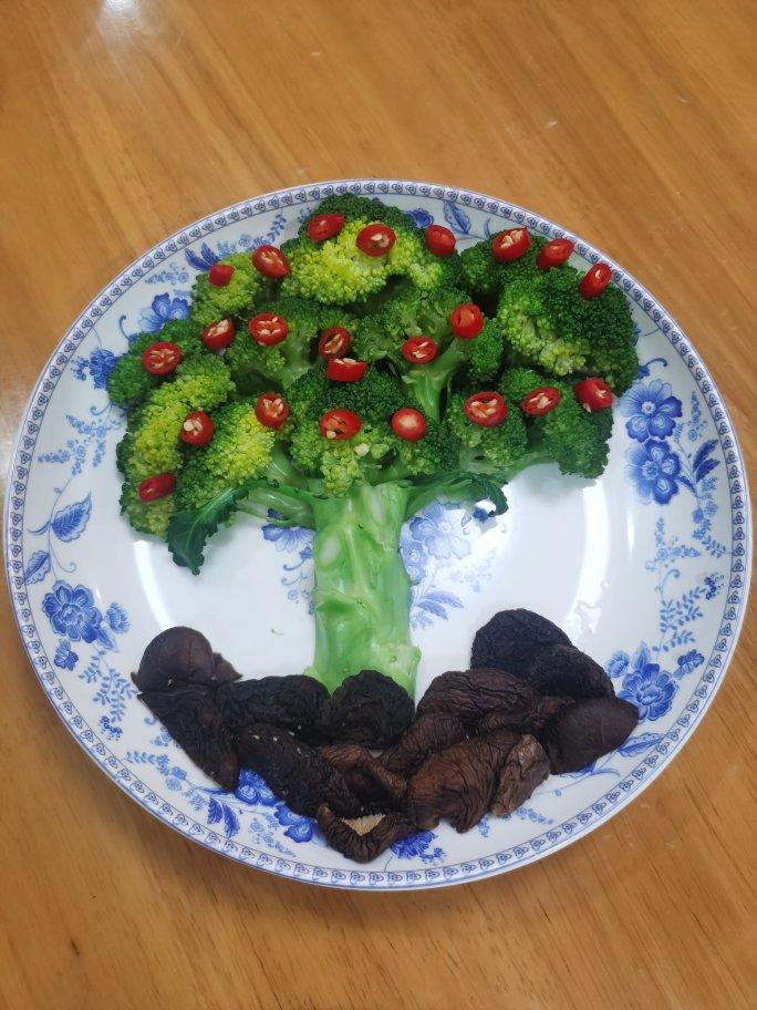 年夜饭：发财树