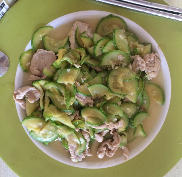 西葫芦炒肉片