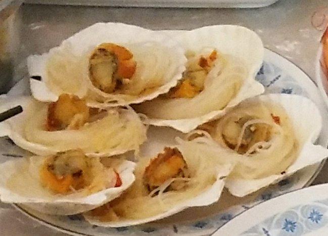 蒜蓉粉丝蒸扇贝（清晰图片步骤讲解）