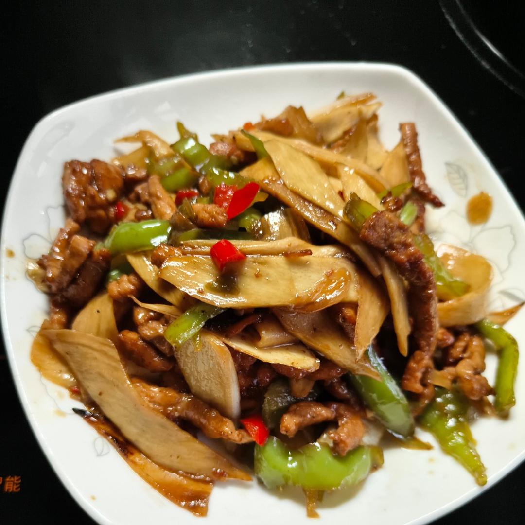 茭白这样做百吃不厌，茭白炒肉
