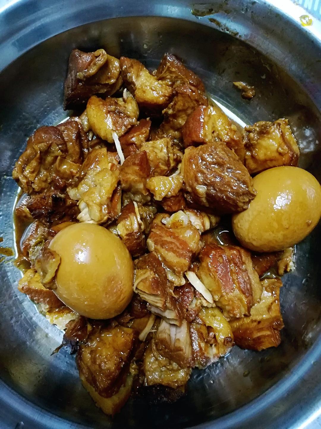 草莓味呀巴扎嘿1做的卤肉