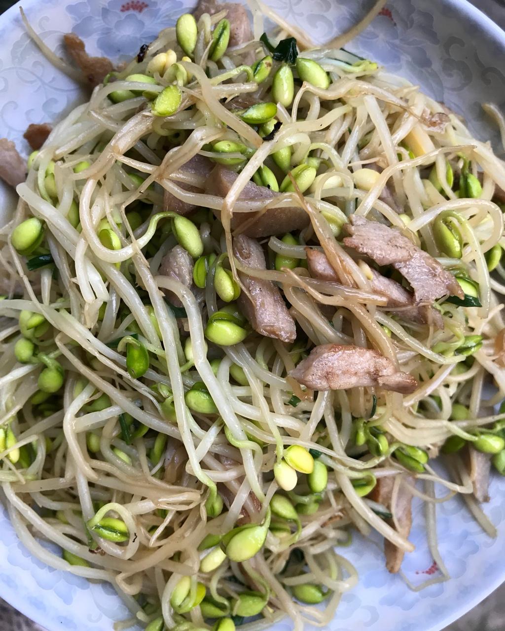 肉末炒豆芽