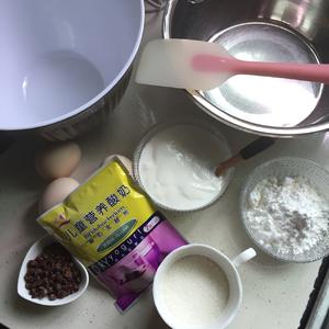 酸奶巧克力豆纸杯蛋糕的做法 步骤1