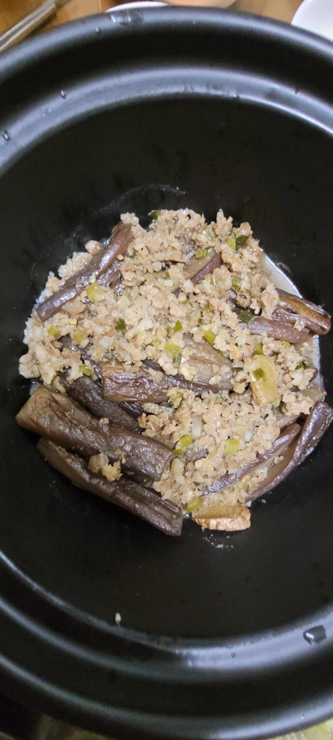 不用油炸超省油的鱼香肉末茄子煲