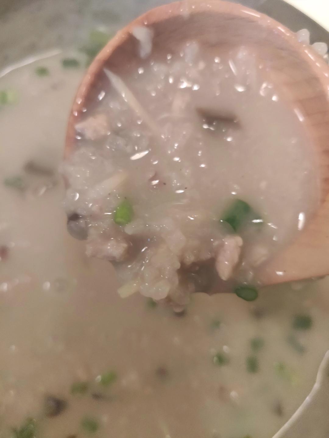 十五分钟快手之香滑皮蛋瘦肉粥(附五分钟电饭煲电压力锅更快捷方法)