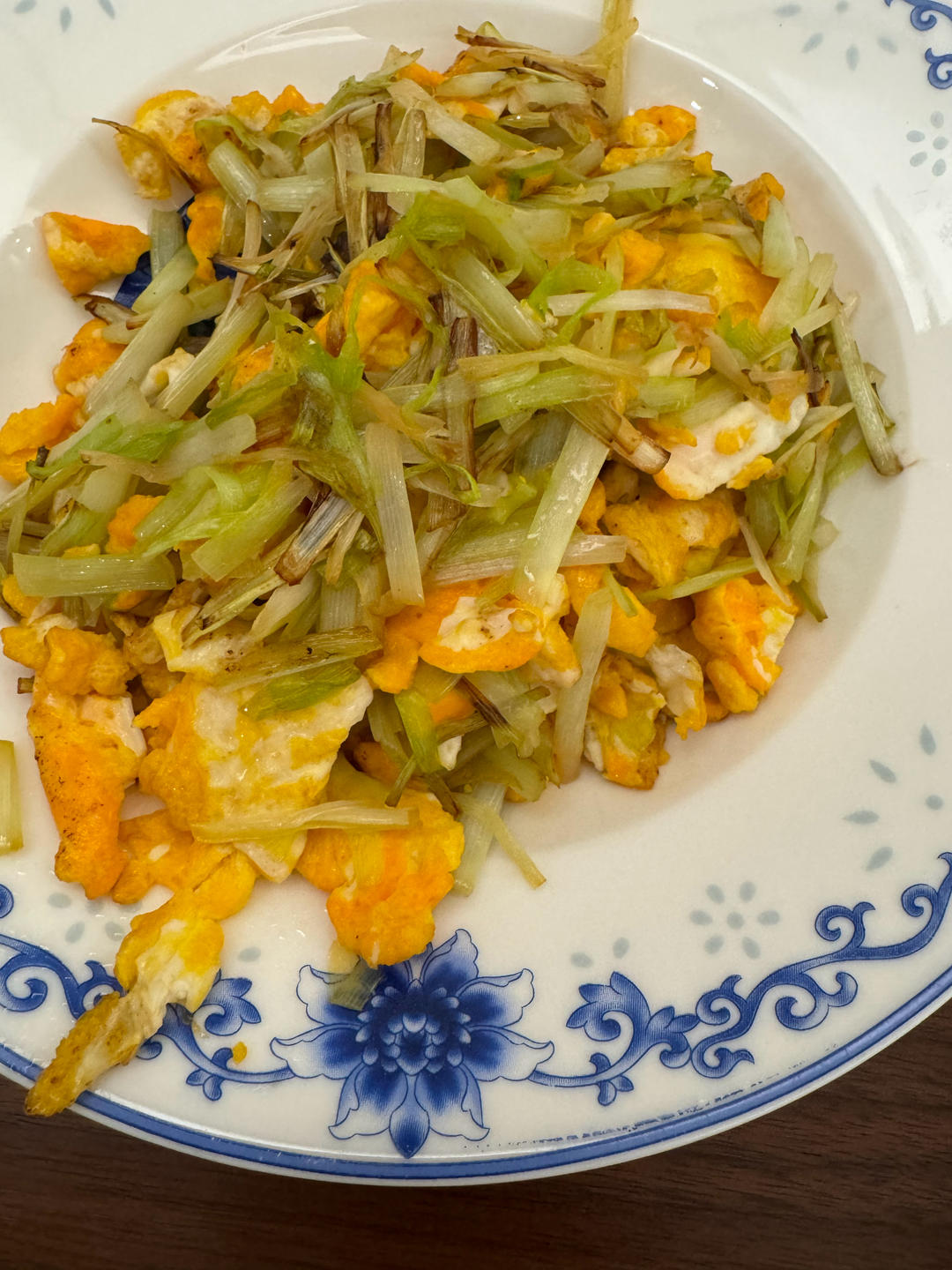 简单快手家常菜韭黄炒蛋