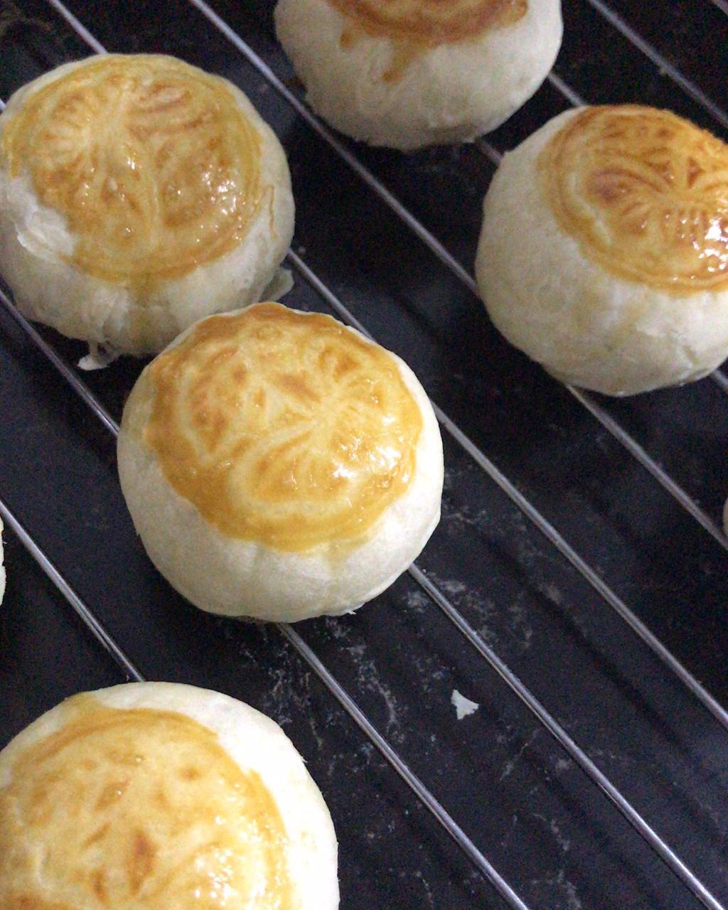 相亲相爱肉松酥饼