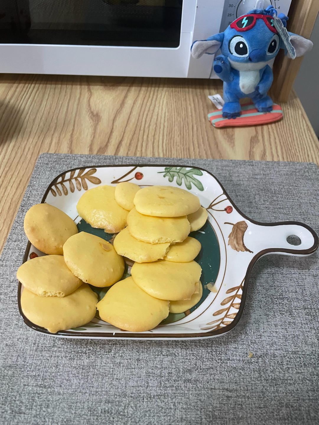 鸡蛋饼干