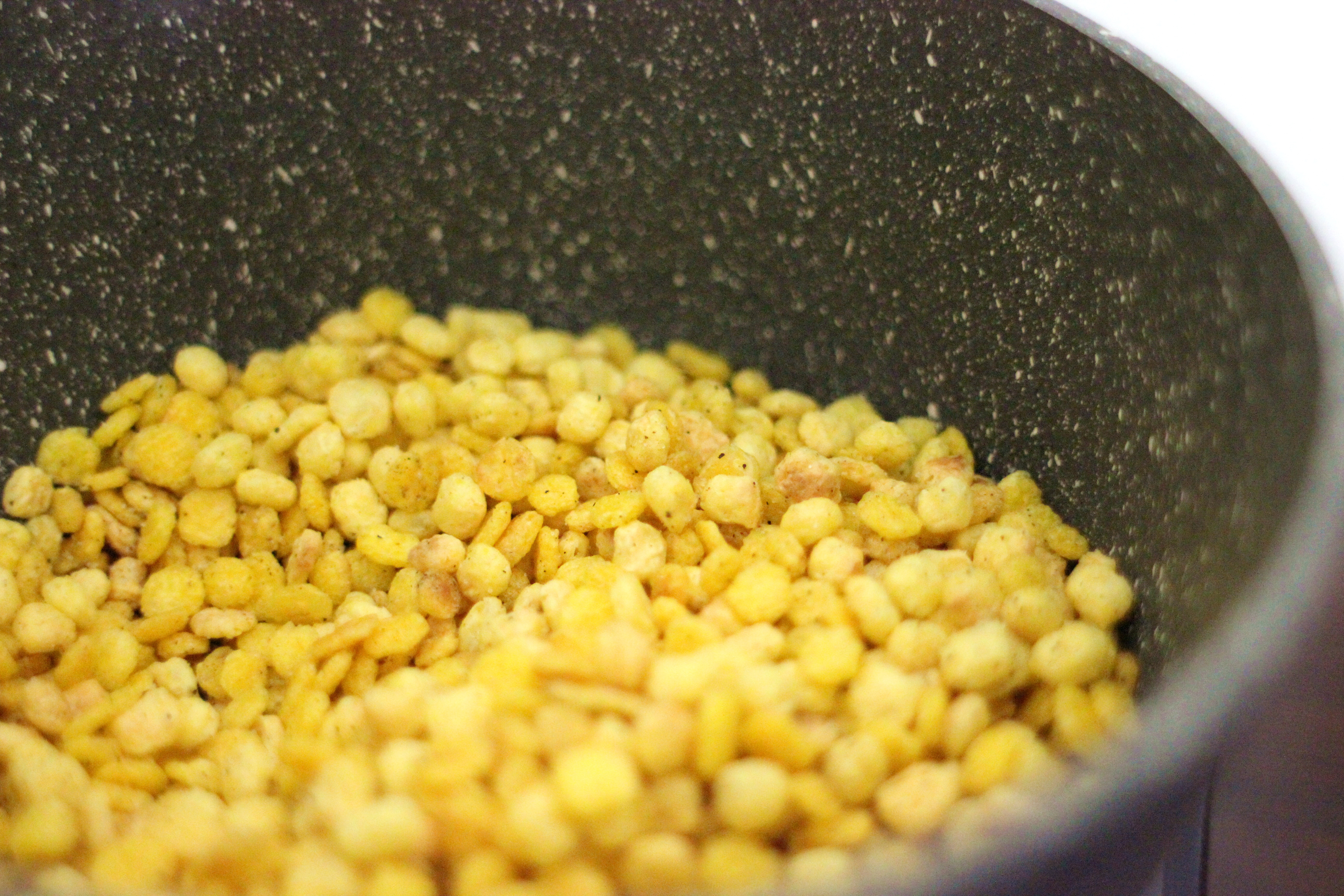 8分钟快速自制玉米片的做法