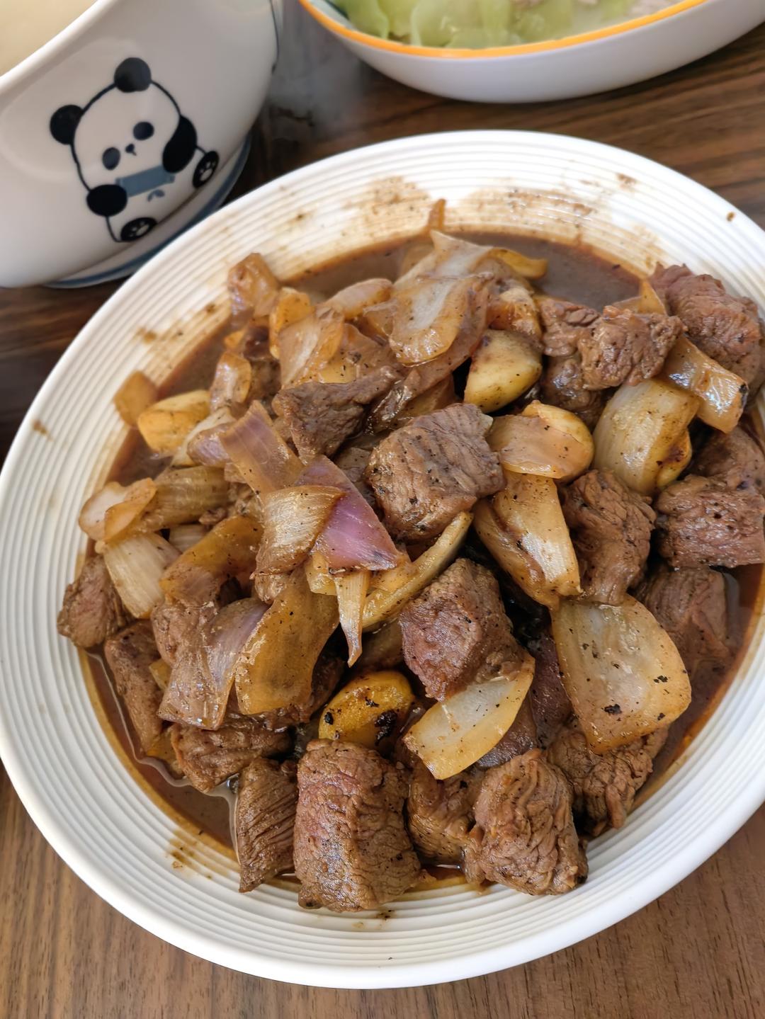 黑胡椒牛肉粒～～自创菜品，比煎牛排还好吃