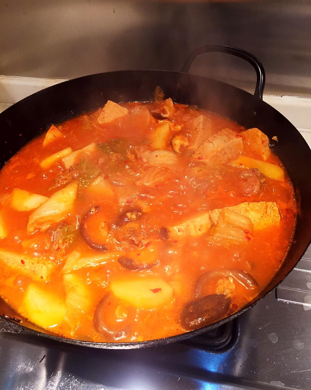 韩式泡菜砂锅 Korean Style Hotpot