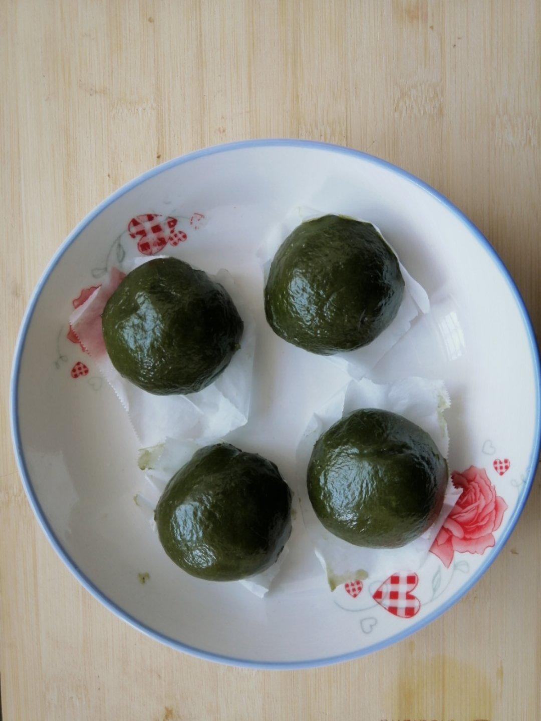 菠菜泥豆沙馅青团（内附菠菜泥豆沙馅做法）