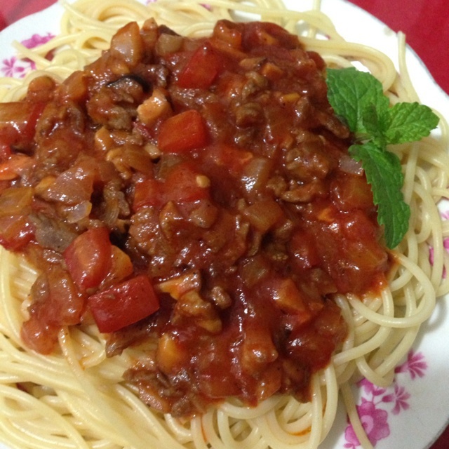 蕃茄蘑菇肉酱意大利面