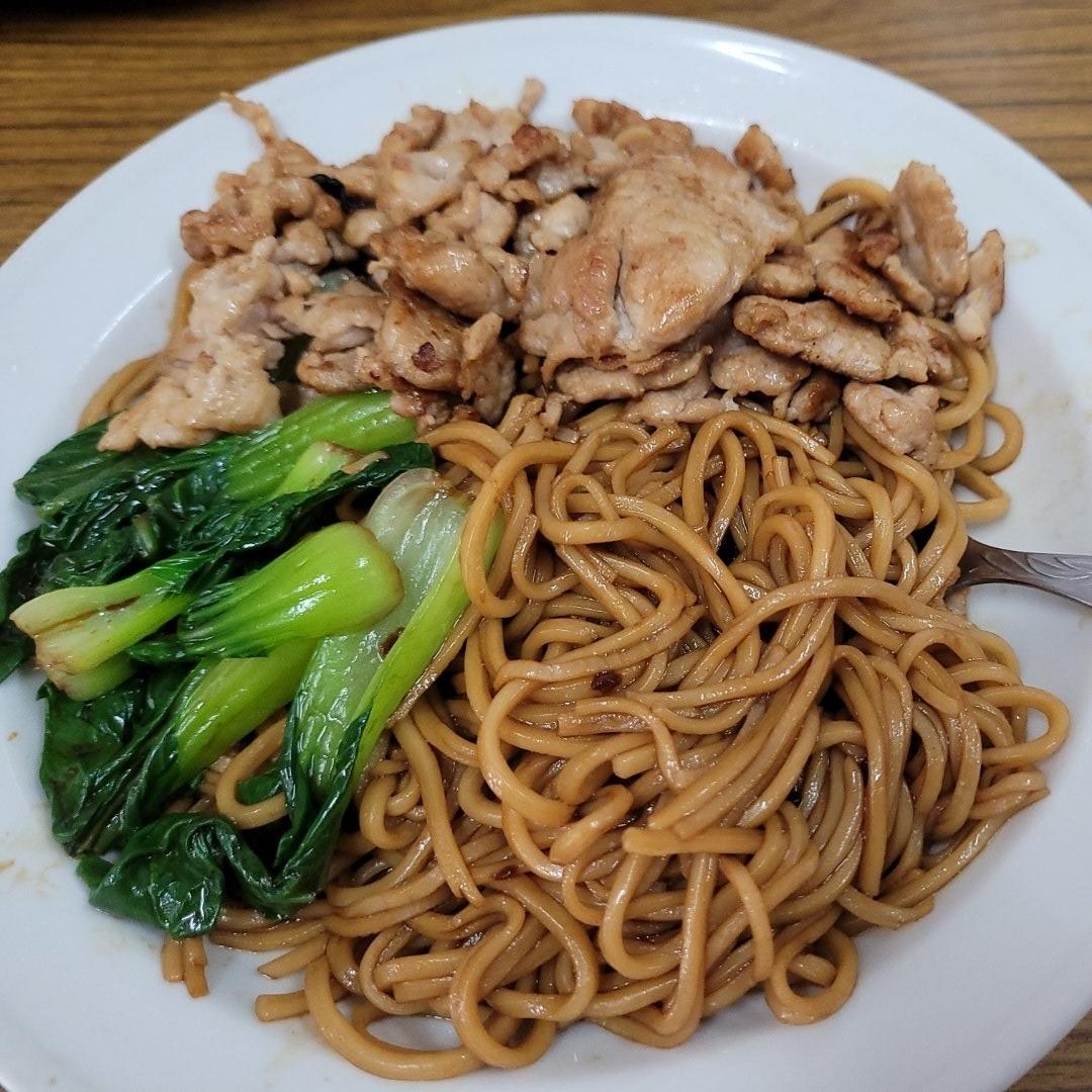 10分钟搞定的一碗葱油拌面