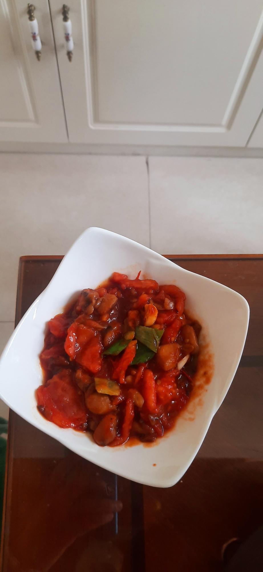 1人做过这道菜哗哗爱烘焙用料口蘑个西红柿个盐克蒜瓣生抽勺蚝油糖