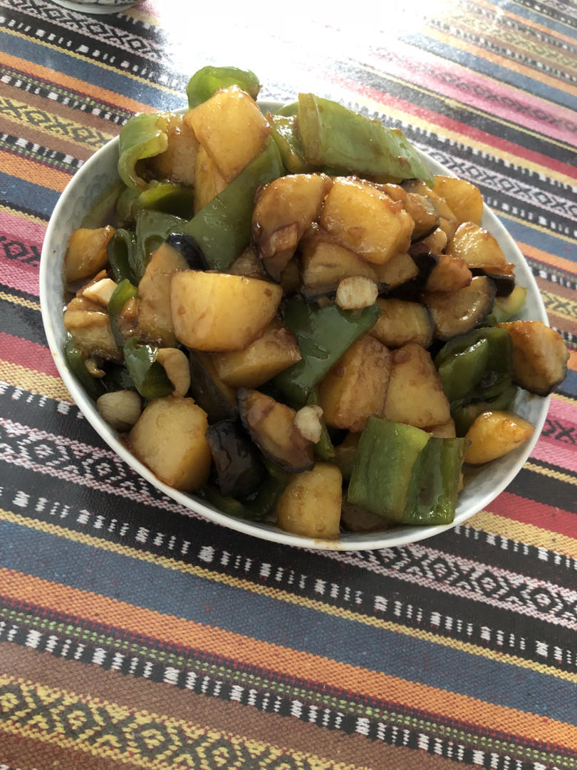 超级下饭的地三鲜