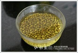 小米绿豆粥的做法 步骤2