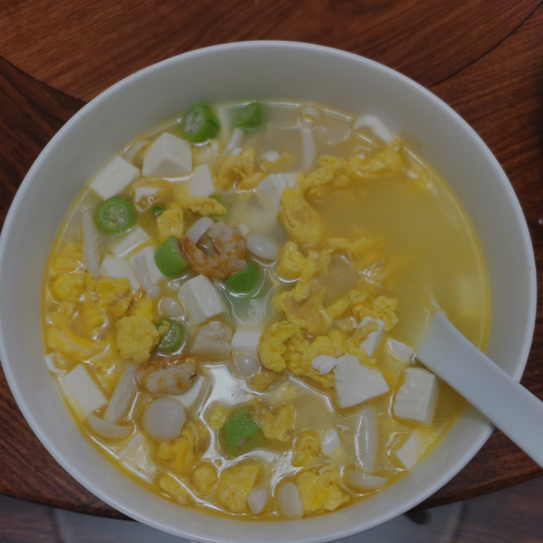 蟹味菇豆腐汤丨健康营养身体壮！！