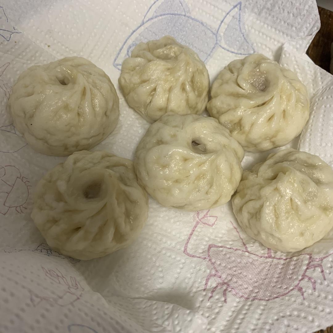 正宗上海小笼包（内附肉皮冻制作方法）