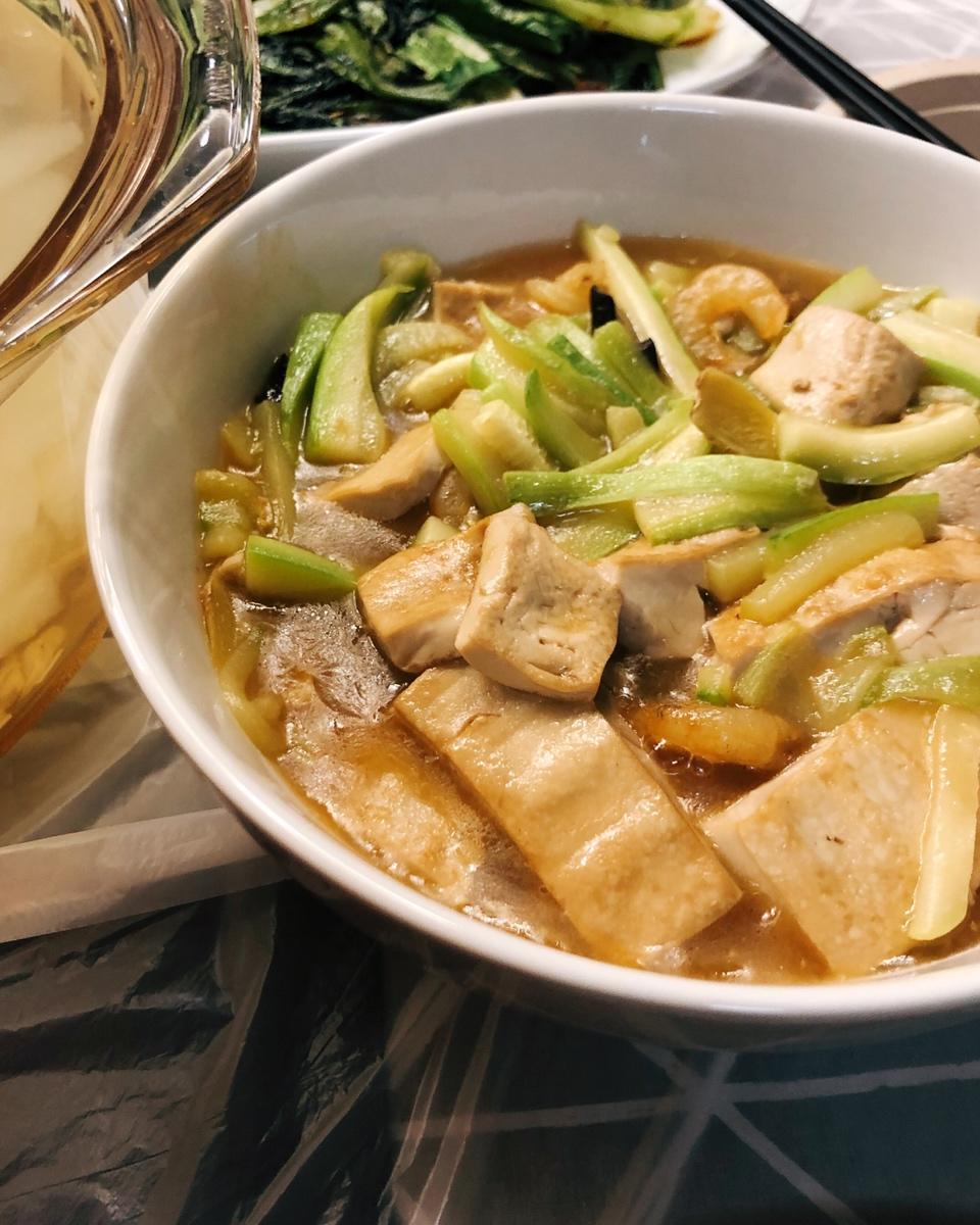 西葫芦冬菇烩豆腐by田螺姑娘