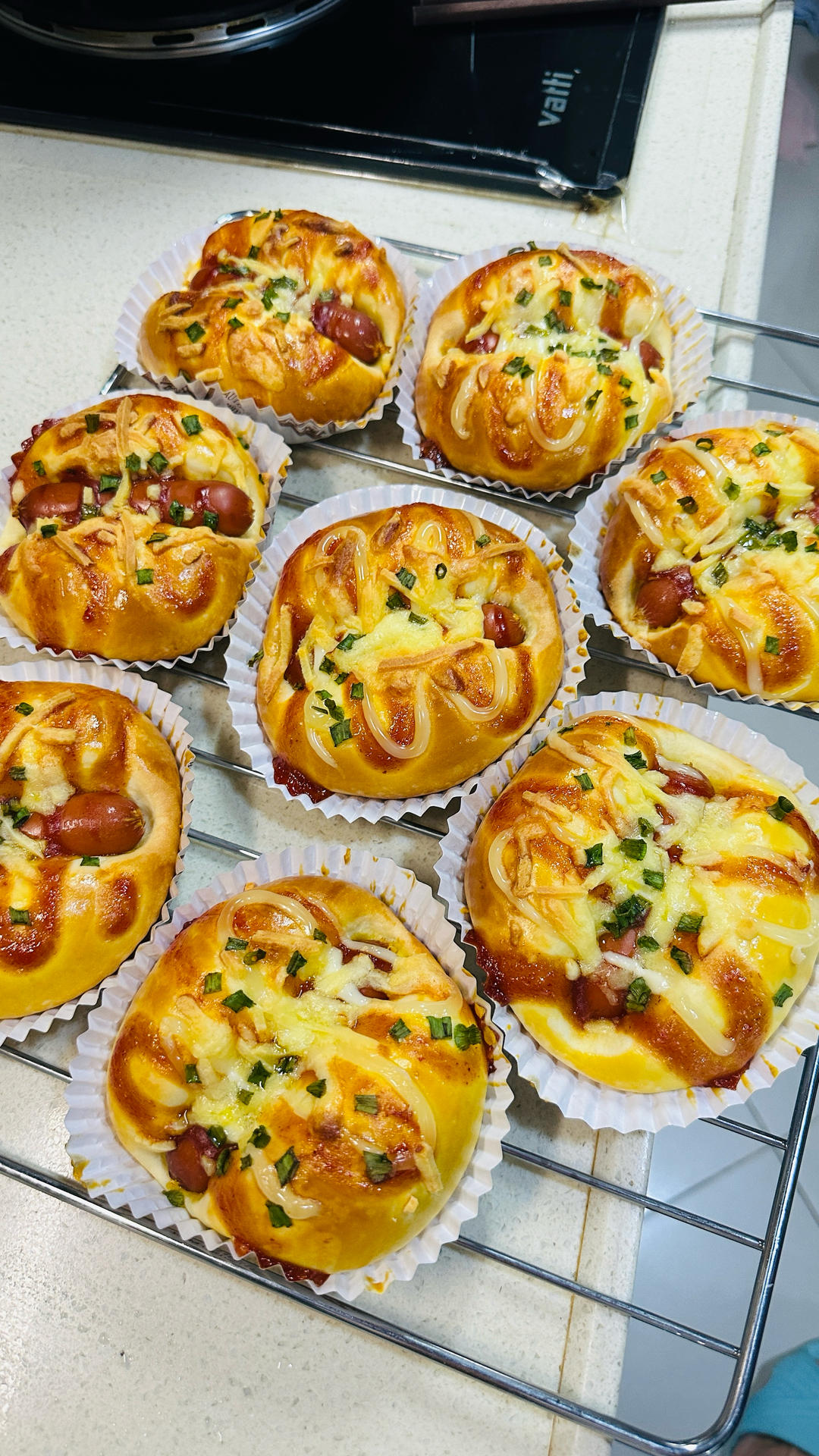 超松软的一发芝士香葱火腿沙拉面包|柔软拉丝|新手友好