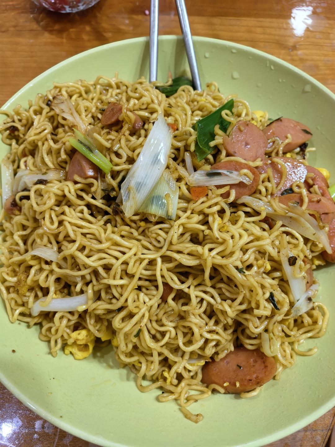 马来西亚嘛嘛档炒面mee goreng mamak