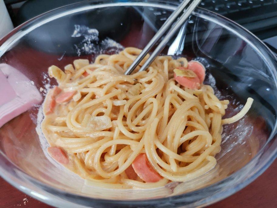 是个碳水爱好者做的牛奶意面