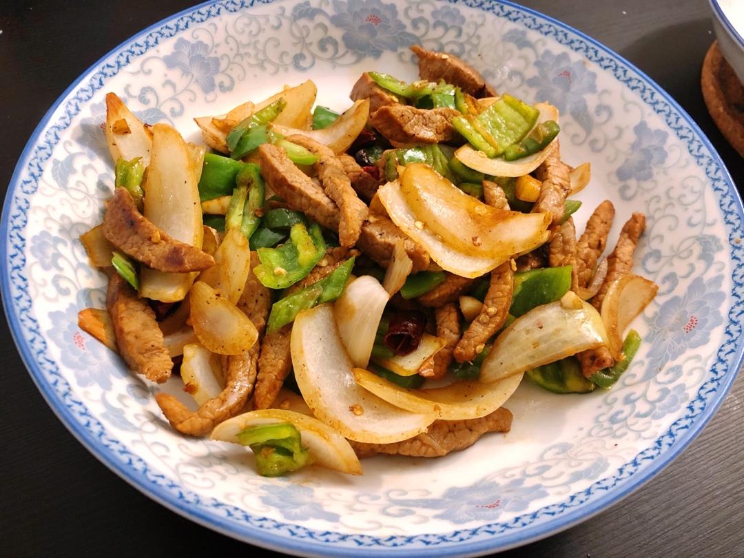 【小高姐】青椒牛肉 如何炒出嫩滑的牛肉